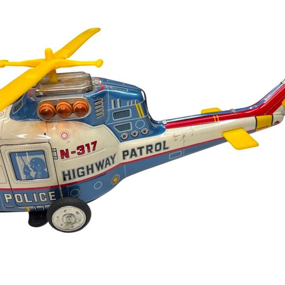 Vintage tin Super Flying Police Helicopter in original box - Picture 8 of 13